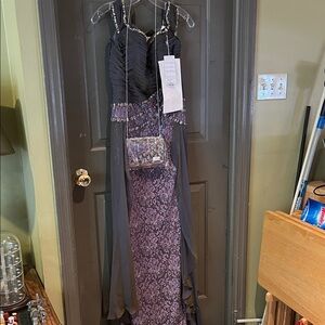 Elegant Rina Di Montella Evening Gown and purse - new with tags size 6